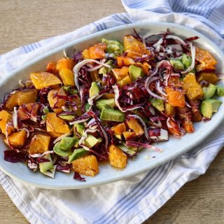 Zitrusfrucht-Salat mit Radicchio & Avocado